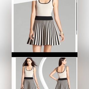 Fit black and beige mini sweater dress